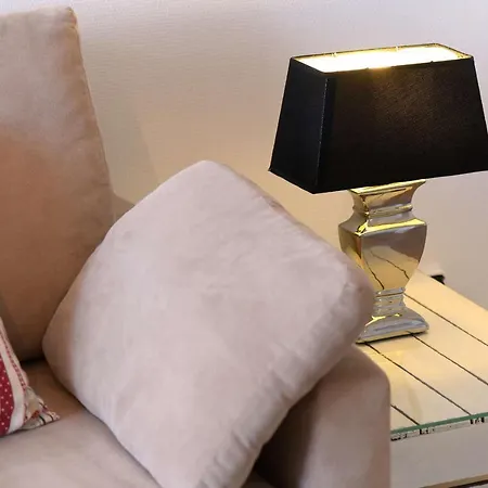 Granitz 7 アパート