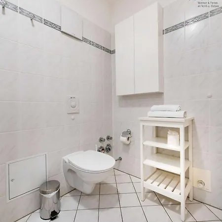 アパート Granitz 7 *